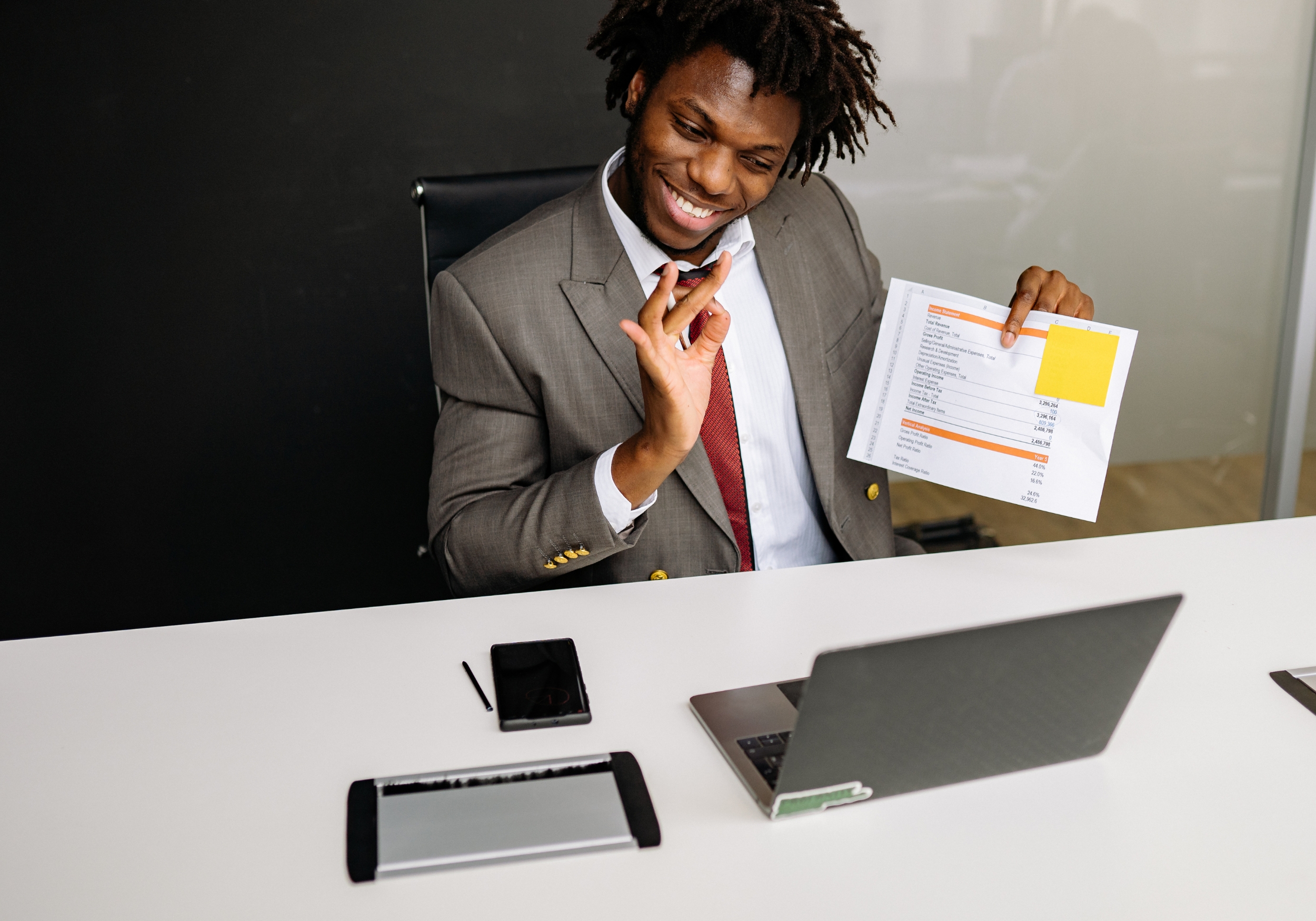 Product Lifecycle Management Dashboard